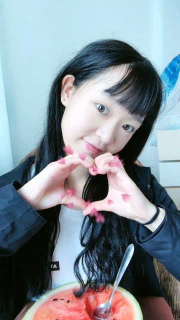 京喜全民吃瓜视频,趣味视频带你领略夏日欢乐时光