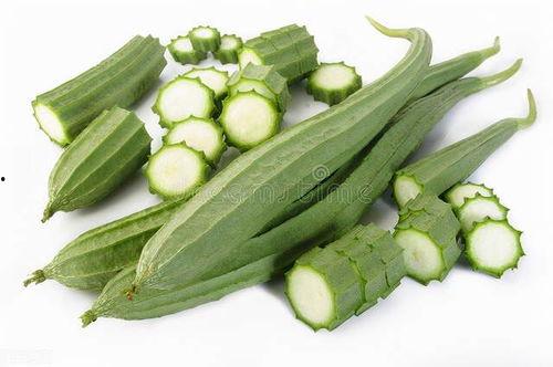 水瓜剥开洗碗可以吃吗视频,竟意外美味，揭秘家常洗碗新吃法